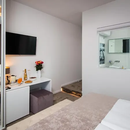 Dream Luxury Split