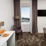 Dream Luxury 4*