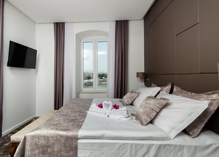 Dream Luxury Σπλιτ