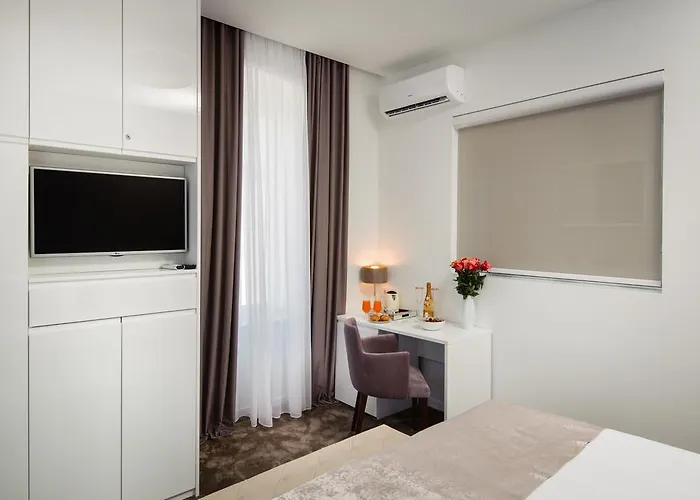 Πανσιόν Dream Luxury Σπλιτ