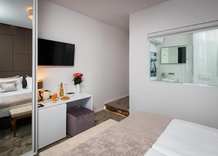 Dream Luxury Σπλιτ